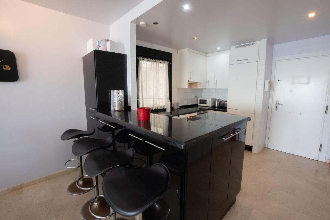 Playa Del Salon 2C Menyber Apartment Nerja Luaran gambar