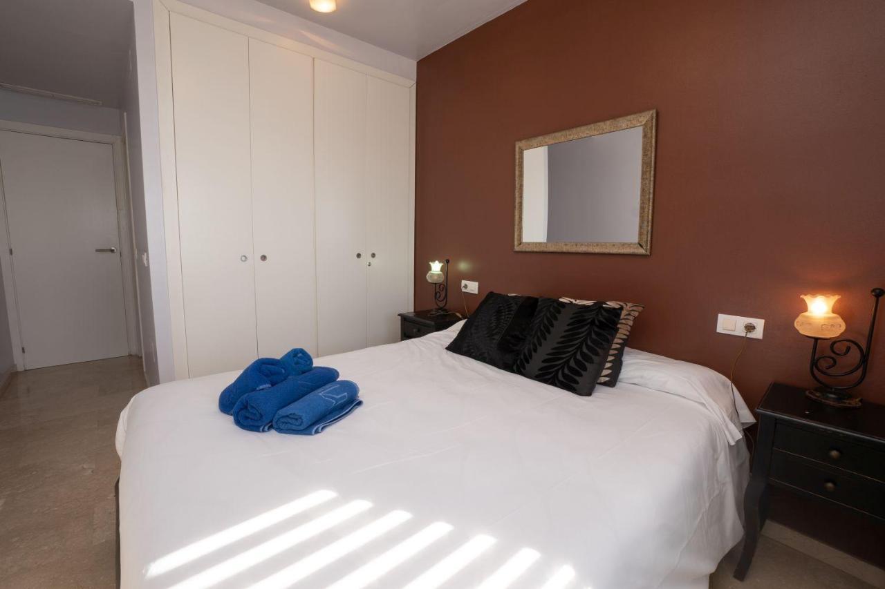 Playa Del Salon 2C Menyber Apartment Nerja Luaran gambar