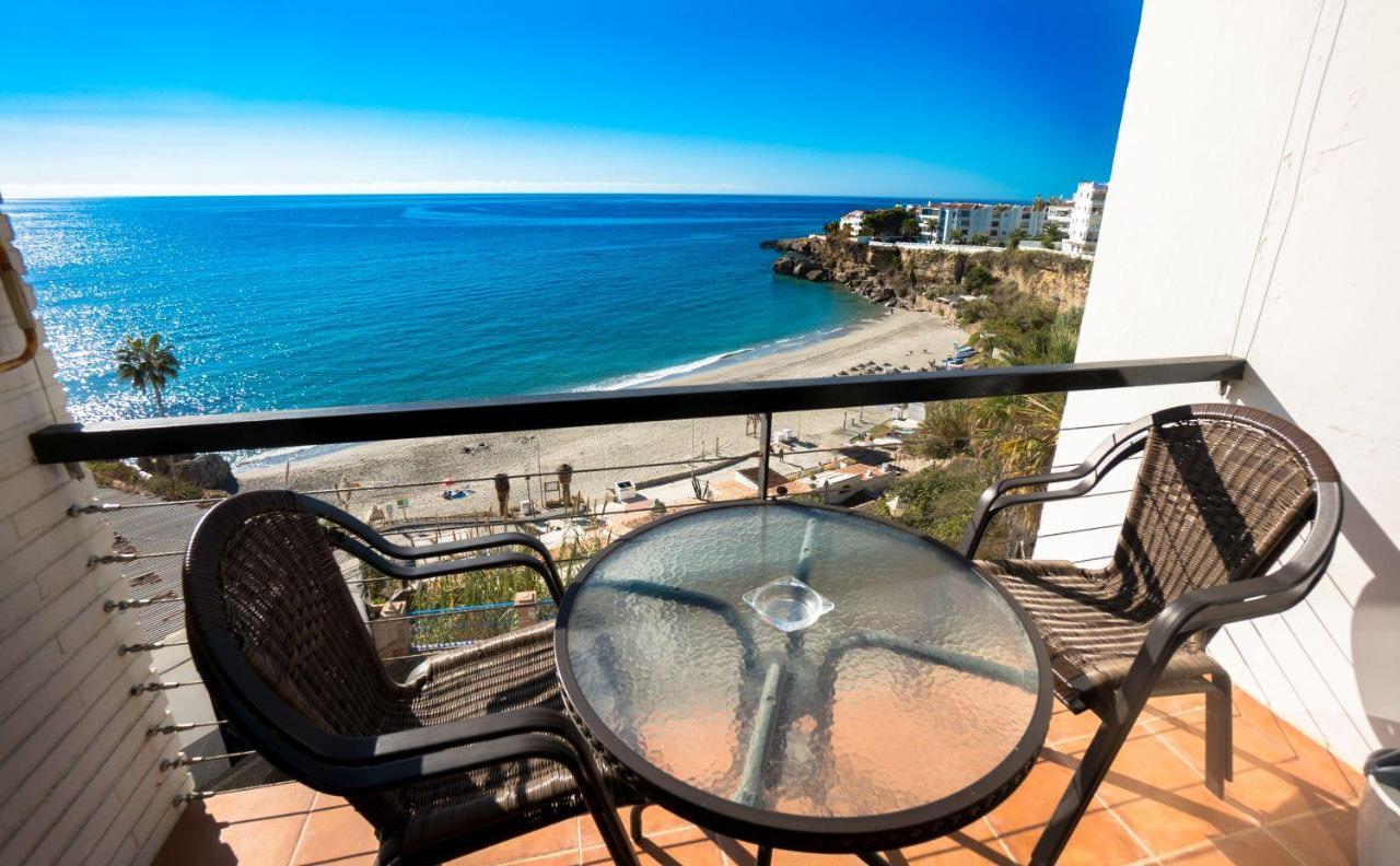 Playa Del Salon 2C Menyber Apartment Nerja Luaran gambar