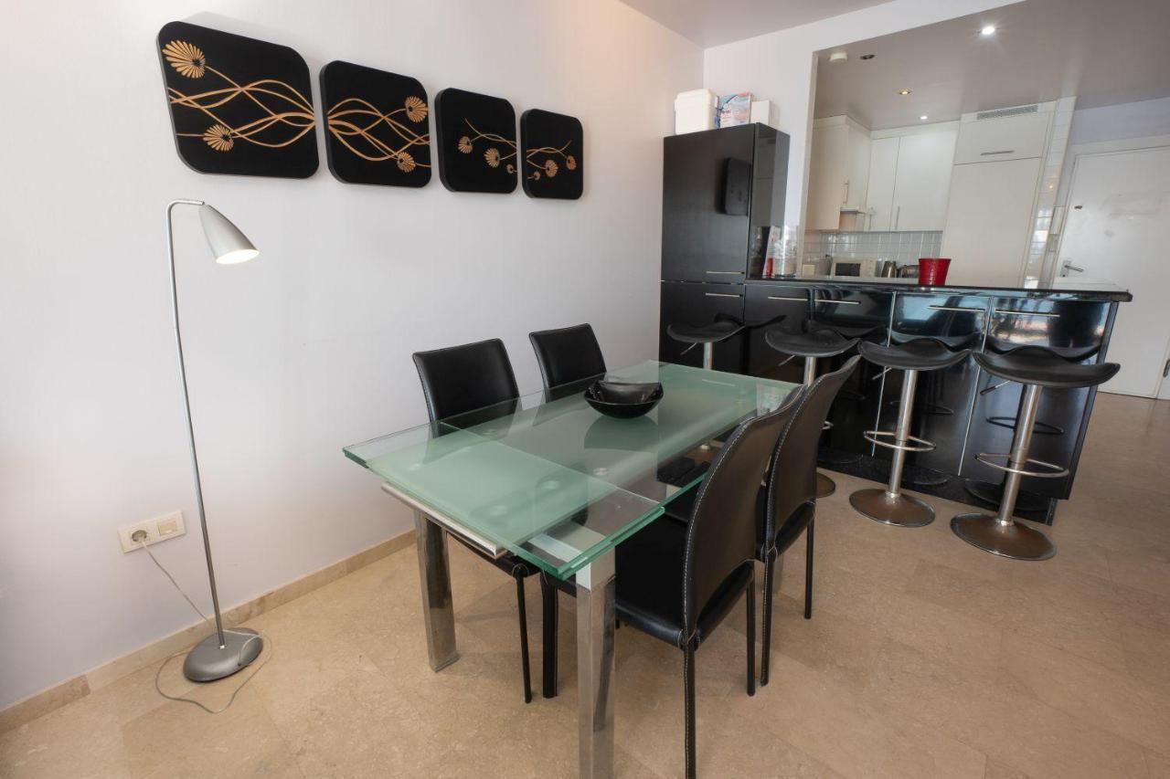 Playa Del Salon 2C Menyber Apartment Nerja Luaran gambar