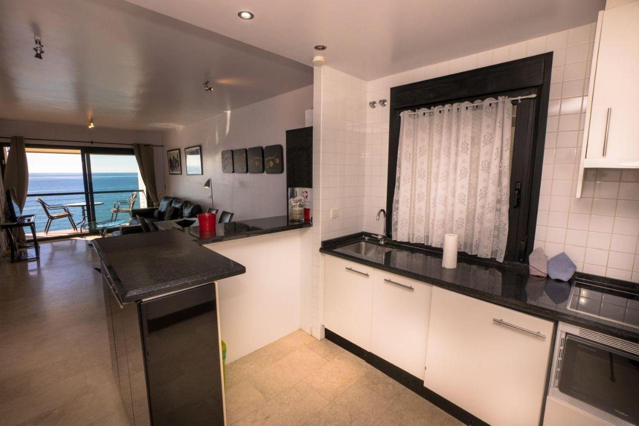 Playa Del Salon 2C Menyber Apartment Nerja Luaran gambar