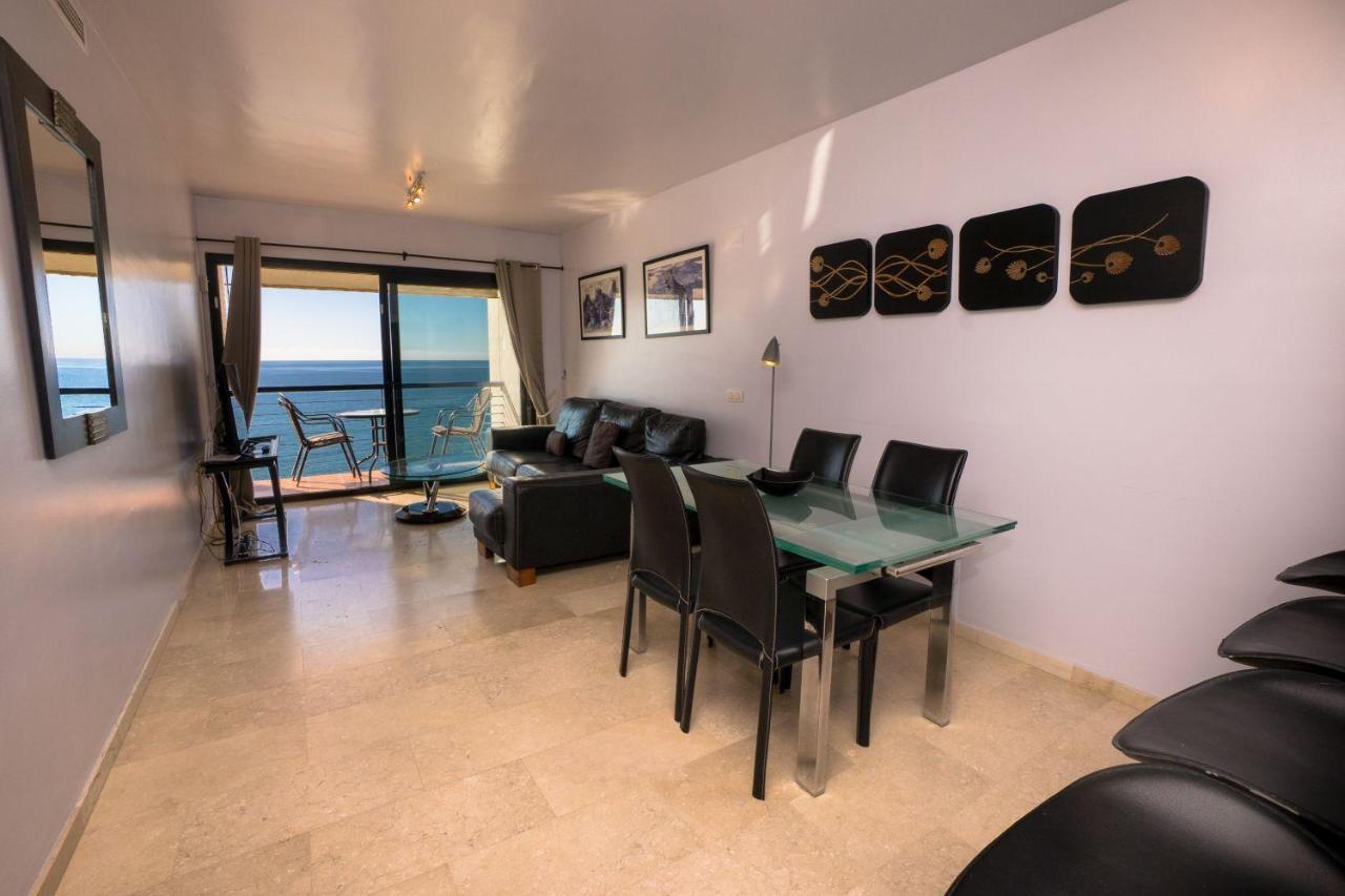 Playa Del Salon 2C Menyber Apartment Nerja Luaran gambar